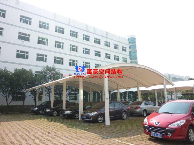 專業膜結構停車棚